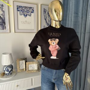 Czarna bluza cool girl
